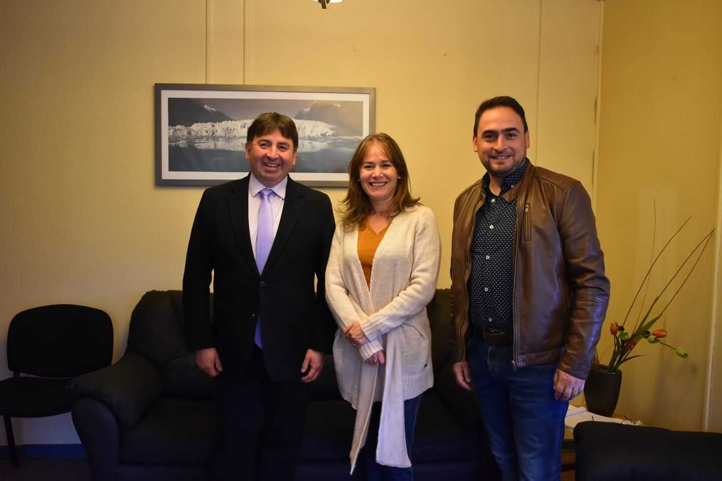 Empresa de robótica que se instalará en Puerto Aysén entregará becas para jóvenes de la zona