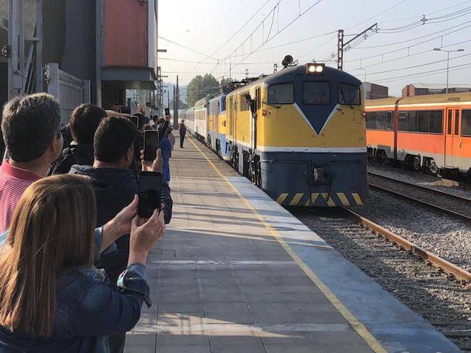 Con más de 390 pasajeros se reanudó el tren nocturno Santiago-Concepción