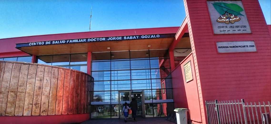 Cesfam Jorge Sabat permanecerá cerrado de forma temporal por casos de COVID-19 en Valdivia