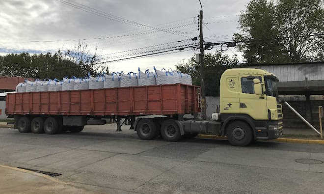 Municipalidad de Paillaco recibió donación de más de 50.000 kilos de papas y 20 vacunos