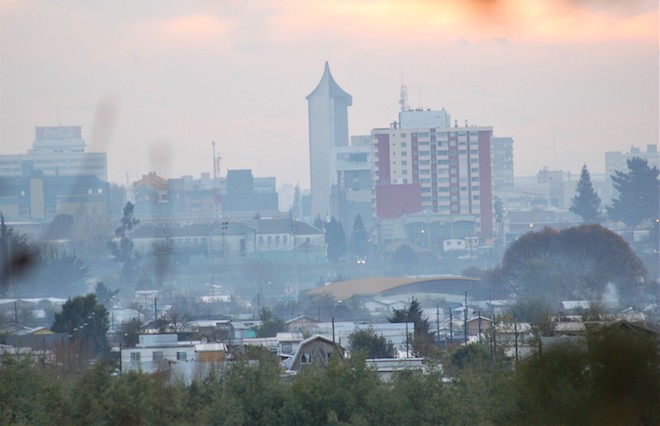 Estudio realizado por municipio de Temuco señala que aumento de contaminación influye en los casos de COVID-19