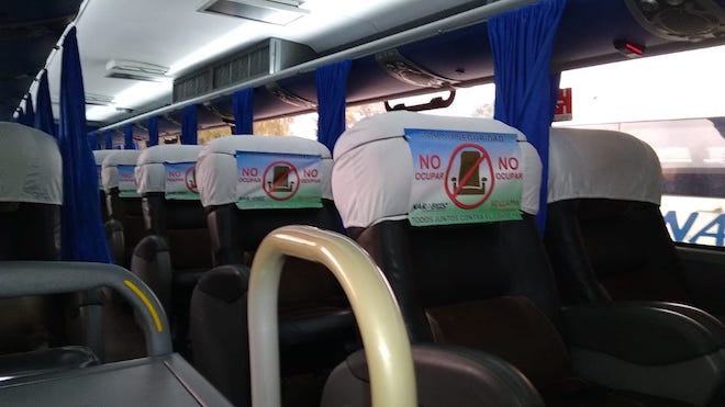 Implementan medidas de distanciamiento físico en buses interurbanos de la Región de Los Ríos