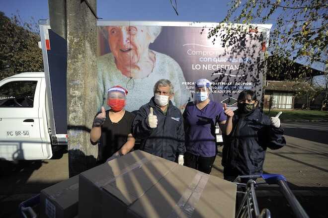 Pesqueros industriales del Biobío comprometen entrega de más de 26.000 raciones mensuales de pescado a adultos mayores