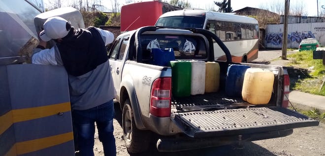 Ante escasez de combustible provocada por paro de camioneros: alcalde de Osorno solicita al Gobierno tomar medidas