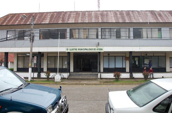 Dictan sentencia para exfuncionario de municipio de Puerto Aysén que defraudó al fisco en 155 millones
