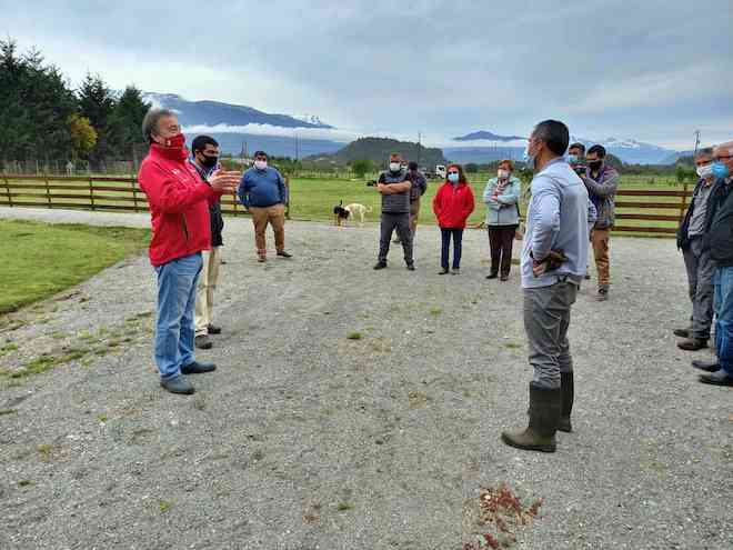 Autoridades inspeccionan lugar donde expulsaron a pescador deportivo en Puerto Aysén