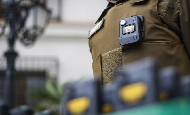 CPLT ordena a Carabineros entrega de registros de cámaras corporales usadas en operativos por estallido social