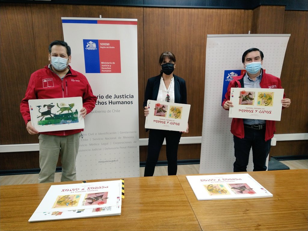 Seremi de Educación del Biobío entrega set de cuentos Kamishibais a centros del Sename