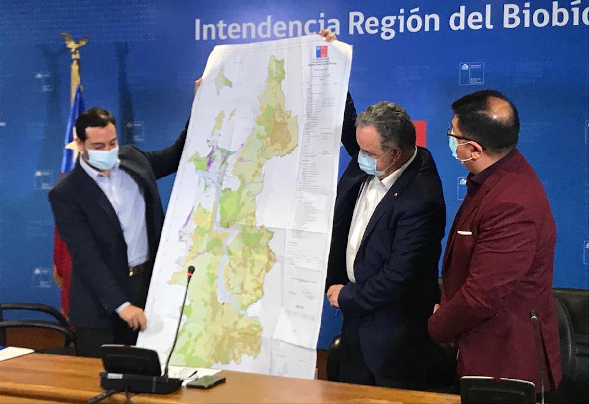 Minvu entregó al intendente la modificación al Plan Regulador Metropolitano de Concepción para aprobación del Consejo Regional