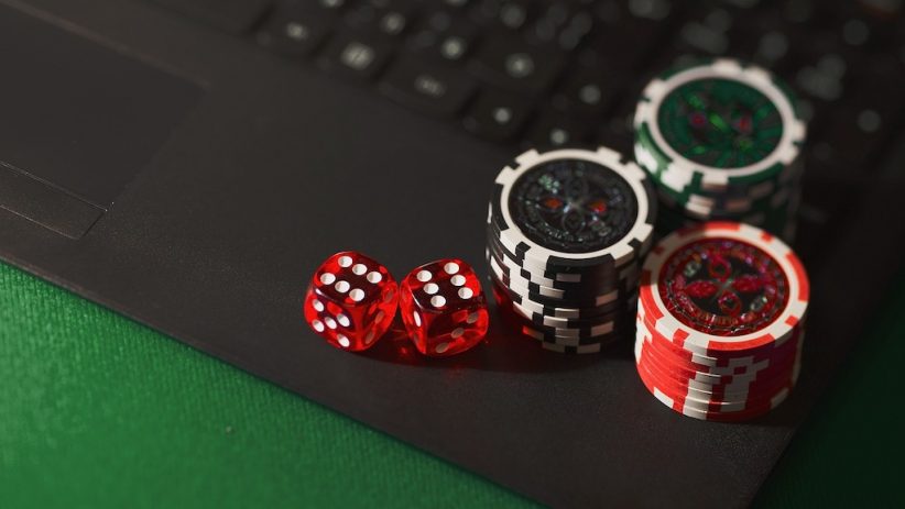 Dados y fichas de casino tradicional
