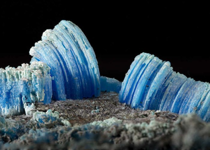 Lanzan libro con más de 90 fotografías de minerales de Chile