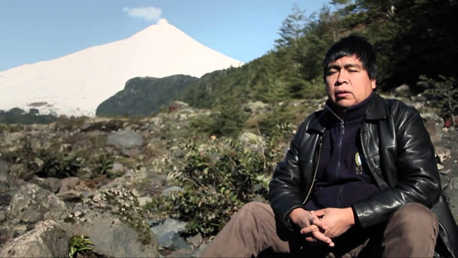 Biobío en 100 Palabras presenta taller en mapudungún con el poeta Leonel Lienlaf