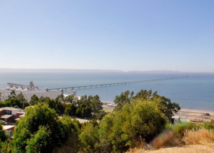 Recién inaugurado Mirador Empalizada de Penco releva su valor histórico recreando construcción de 1550