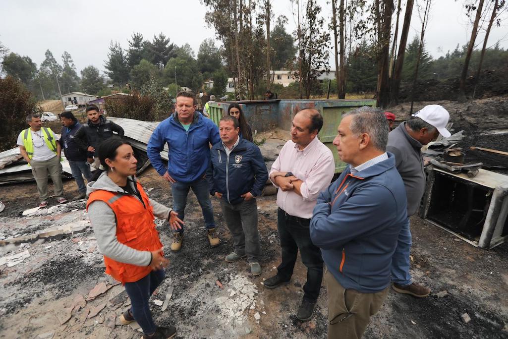 Gobierno Regional del Biobío trabaja en terreno para enfrentar emergencias provocadas por incendios forestales