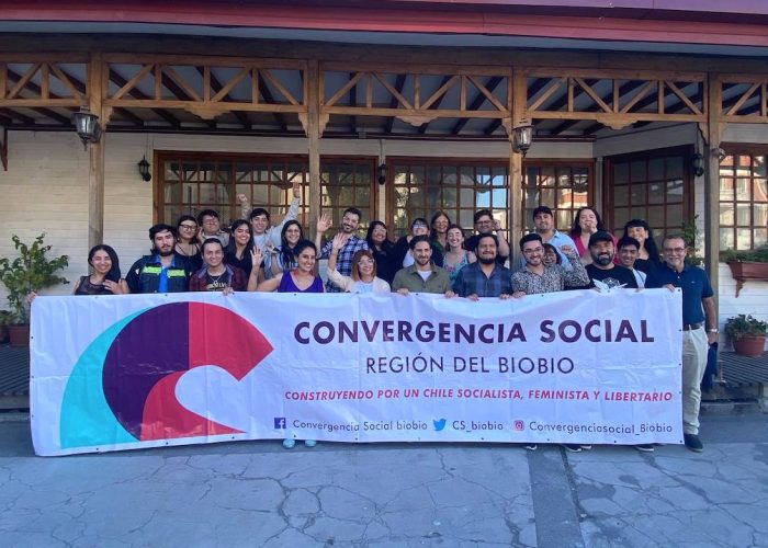 Consejo Constitucional: Partido Socialista, Convergencia Social, y Plataforma Social entregan su apoyo a candidata Paloma Zúñiga