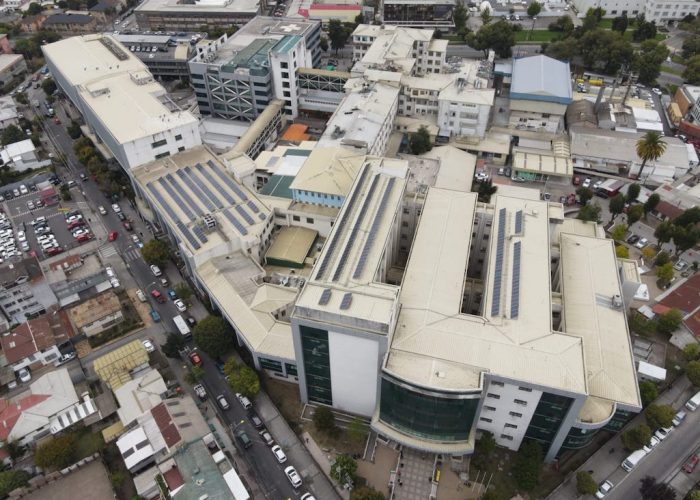 Carabinero atropellado en procedimiento continua con riesgo vital en Hospital Regional
