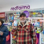Farmacia ofrece pescado en conserva mediante máquinas expendedoras en Biobío