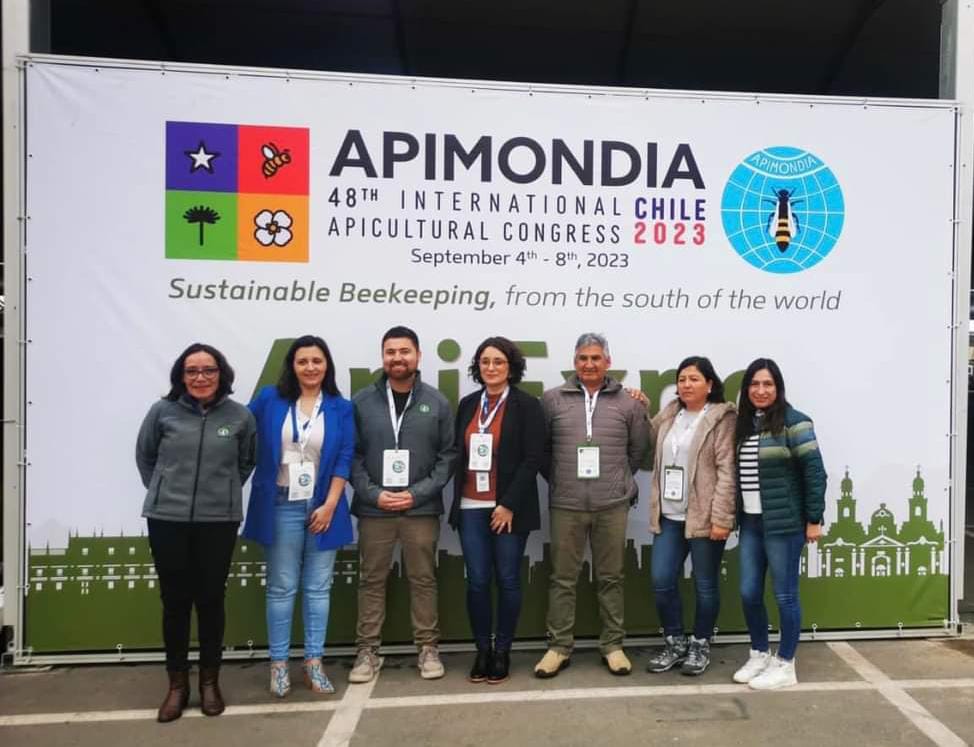 40 apicultores del Biobío participan del encuentro mundial de apicultura Apimondia 2023