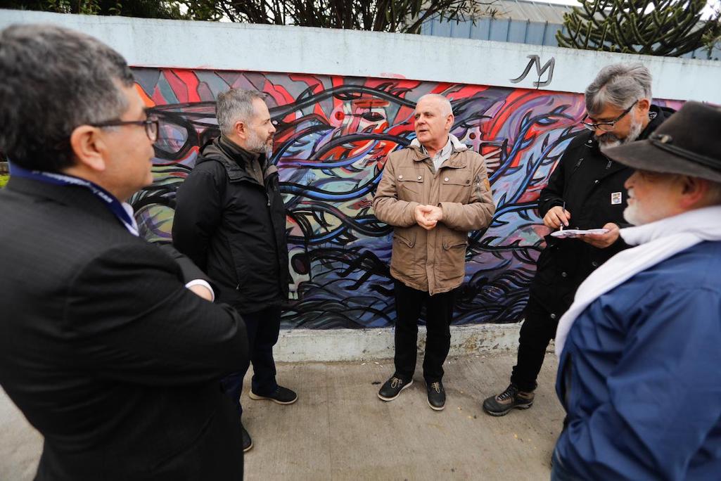Murales trabajados en toda la región buscan preservar la memoria y no olvidar los 50 años de nuestro quiebre institucional