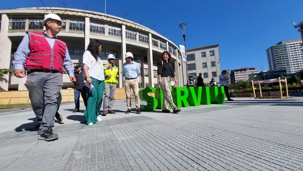 Serviu inspecciona obras de conservación en Plaza Tribunales de Concepción: avance alcanza 21%